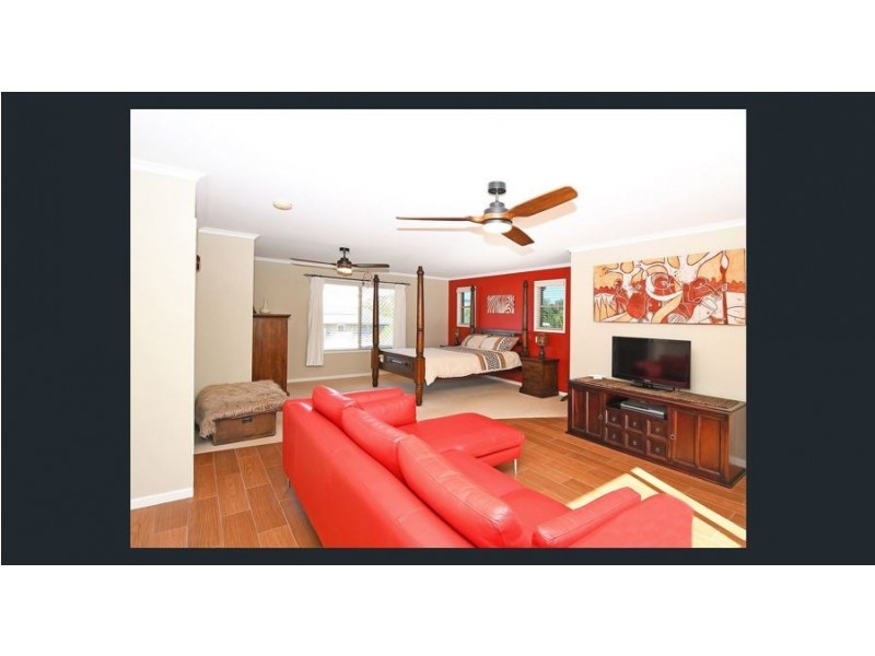 2 Elgin Court, Urraween QLD 4655