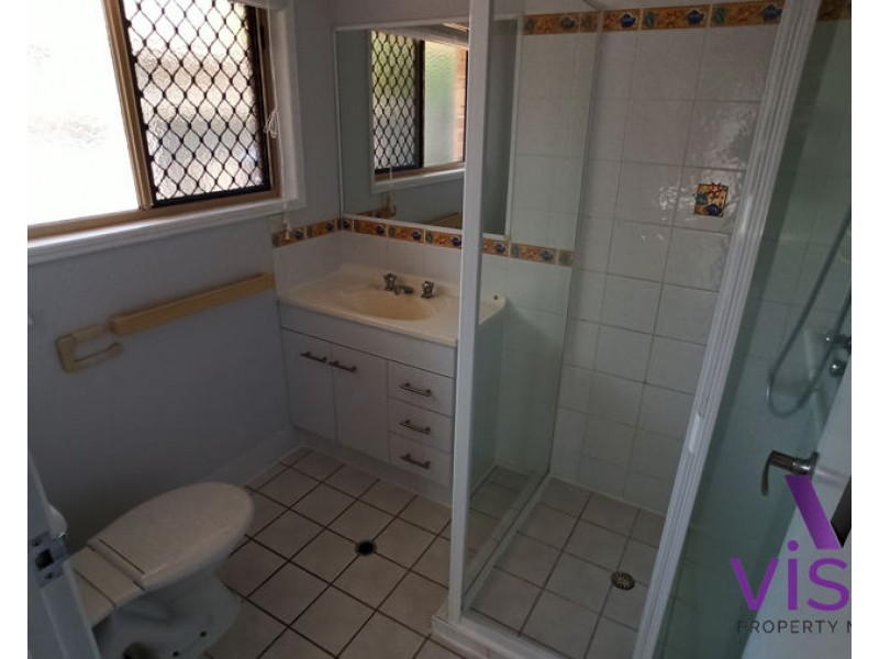 204 Pulgul Street, Urangan QLD 4655