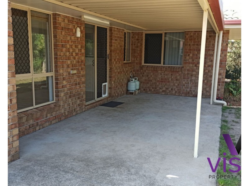 204 Pulgul Street, Urangan QLD 4655