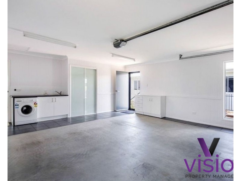 5 Sandy View Drive, Nikenbah QLD 4655