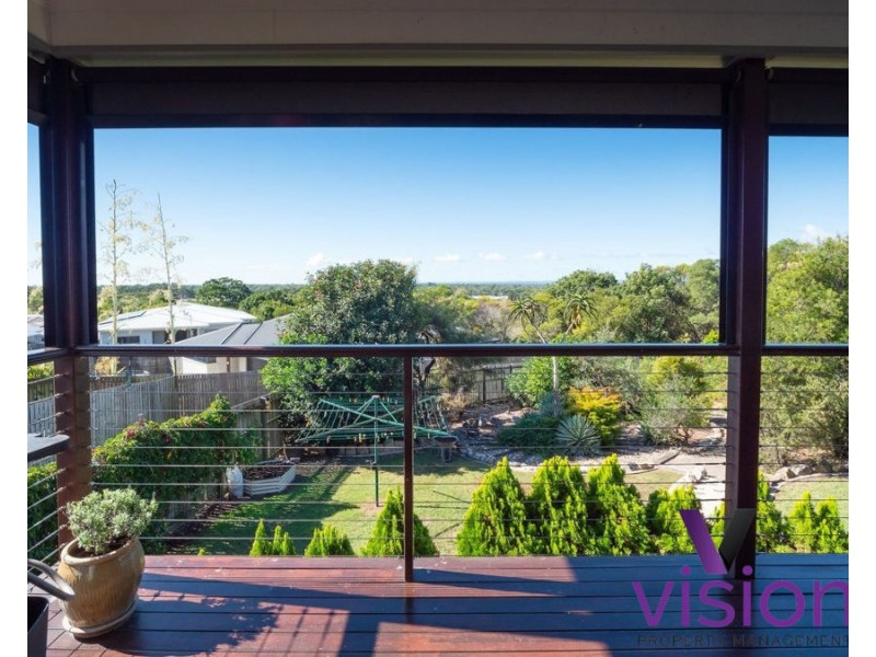 5 Sandy View Drive, Nikenbah QLD 4655