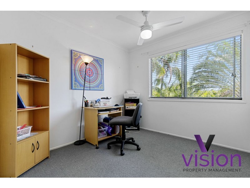 71 Lauren Street, Urangan QLD 4655