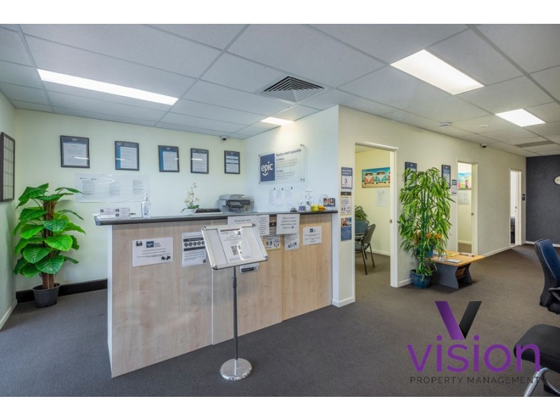 2 & 3/6 Neils Street, Pialba QLD 4655