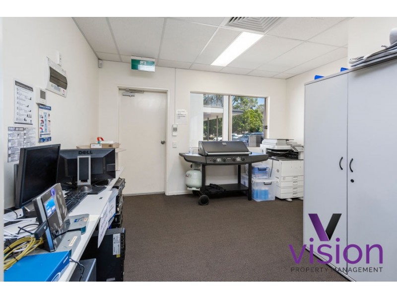 2 & 3/6 Neils Street, Pialba QLD 4655