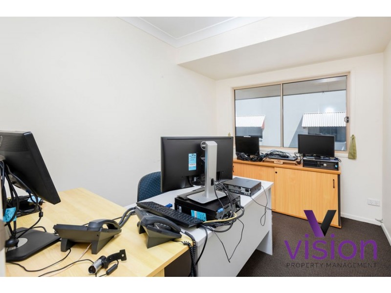 2 & 3/6 Neils Street, Pialba QLD 4655