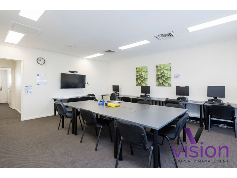 2 & 3/6 Neils Street, Pialba QLD 4655