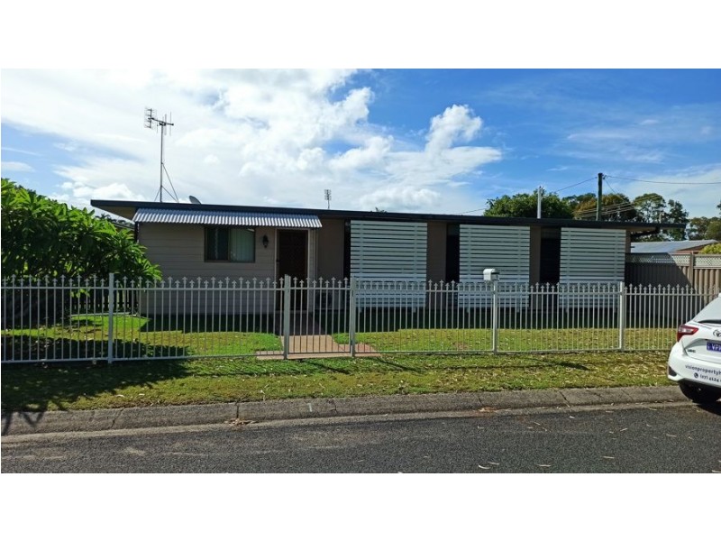 1 Drummond Street, Urangan QLD 4655