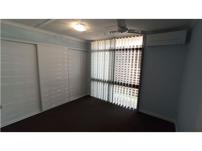 1 Drummond Street, Urangan QLD 4655