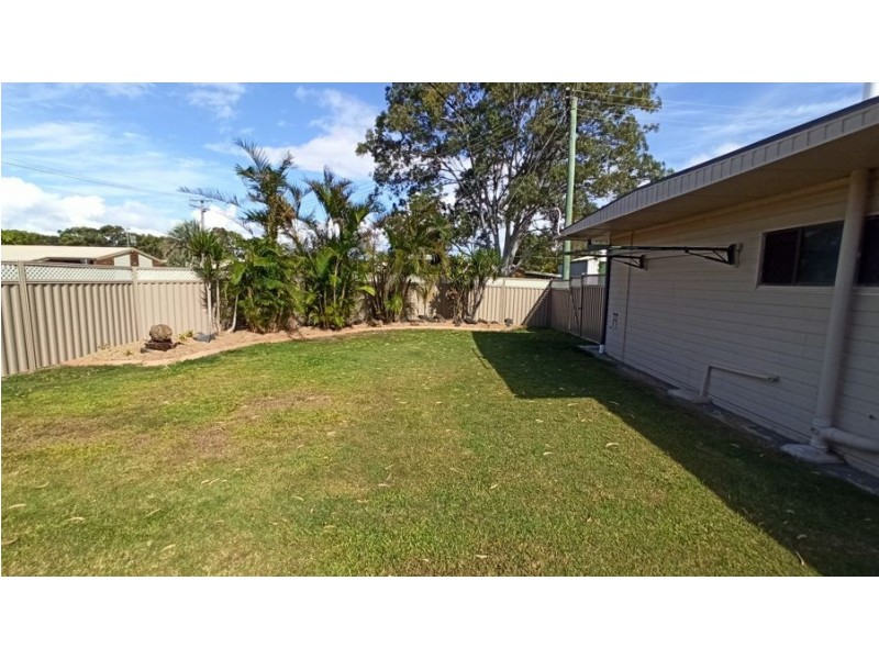 1 Drummond Street, Urangan QLD 4655