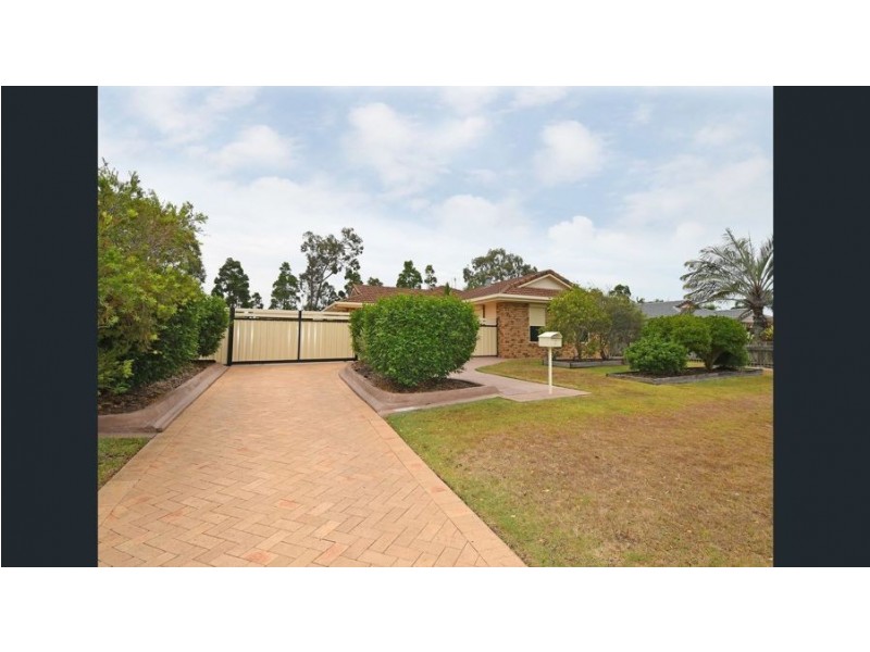 17 Brolga Court, Eli Waters QLD 4655