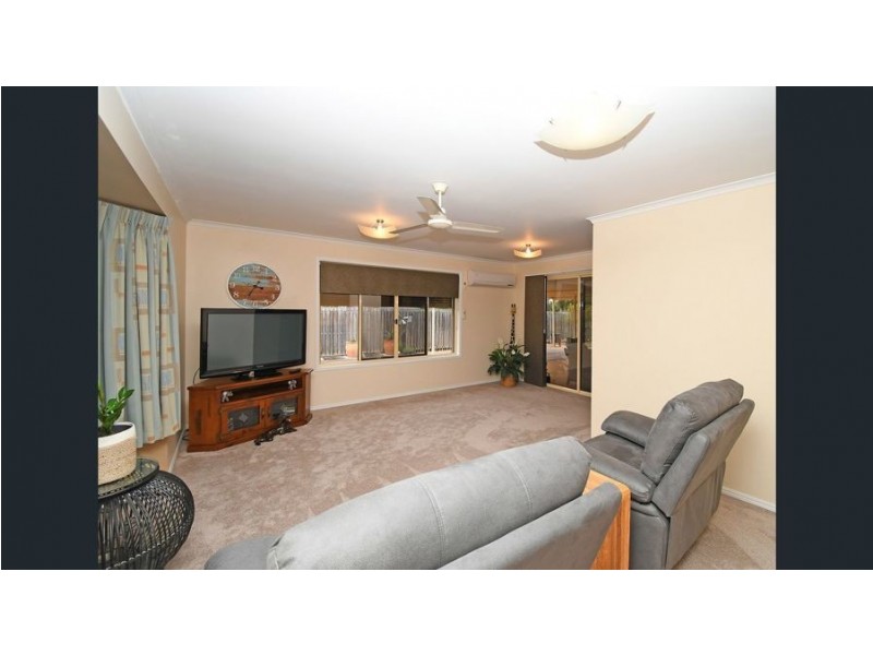 17 Brolga Court, Eli Waters QLD 4655