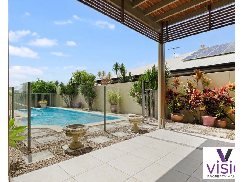 68 Long Street, Point Vernon QLD 4655