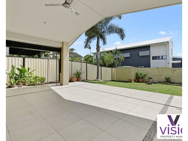 68 Long Street, Point Vernon QLD 4655