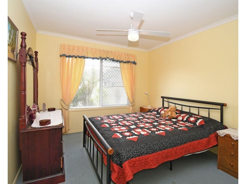 6 Figbird Close, Eli Waters QLD 4655