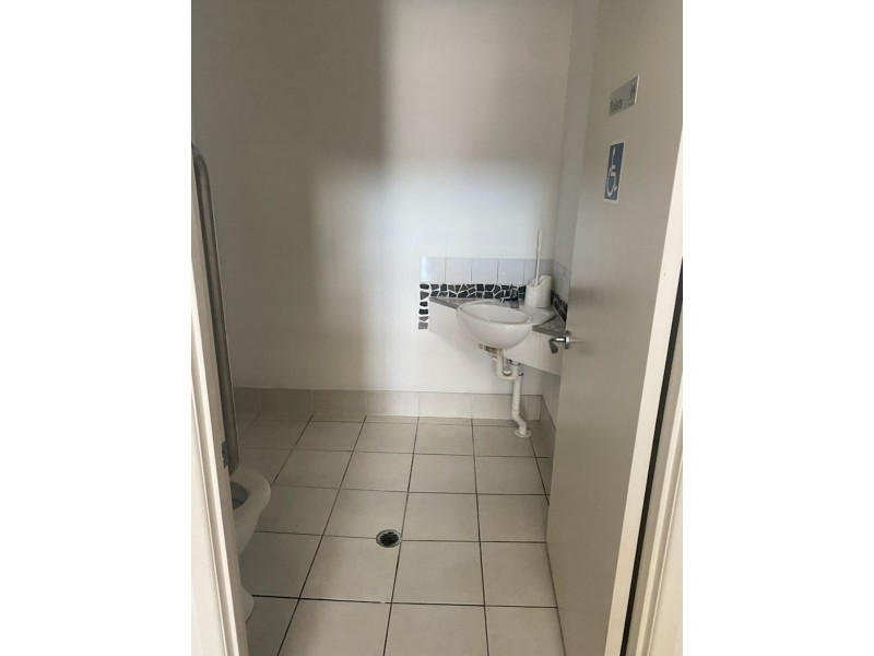 2/88 Beach Road, Pialba QLD 4655