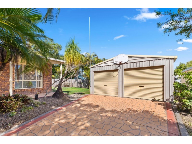 27 Miller Street, Urangan QLD 4655