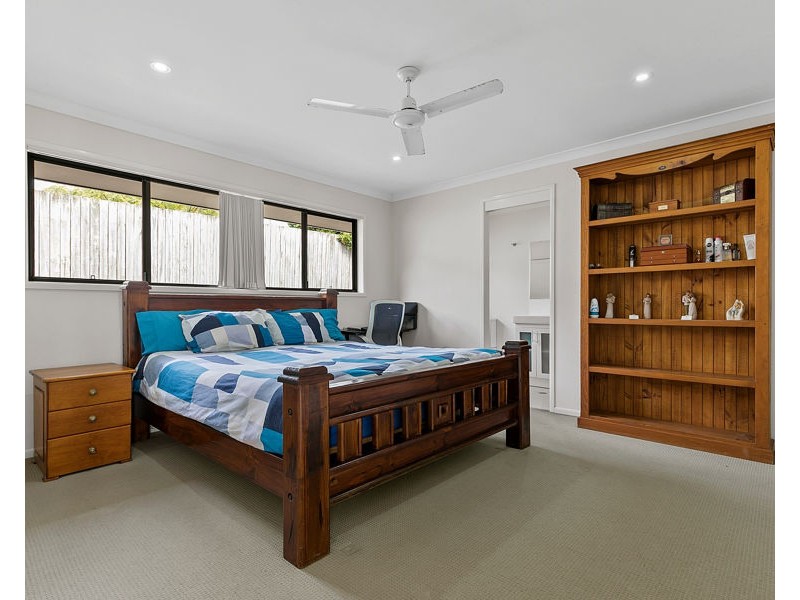 15 Crawford Drive, Dundowran QLD 4655