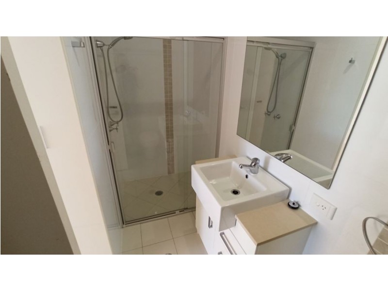 6/243 Torquay Terrace, Torquay QLD 4655