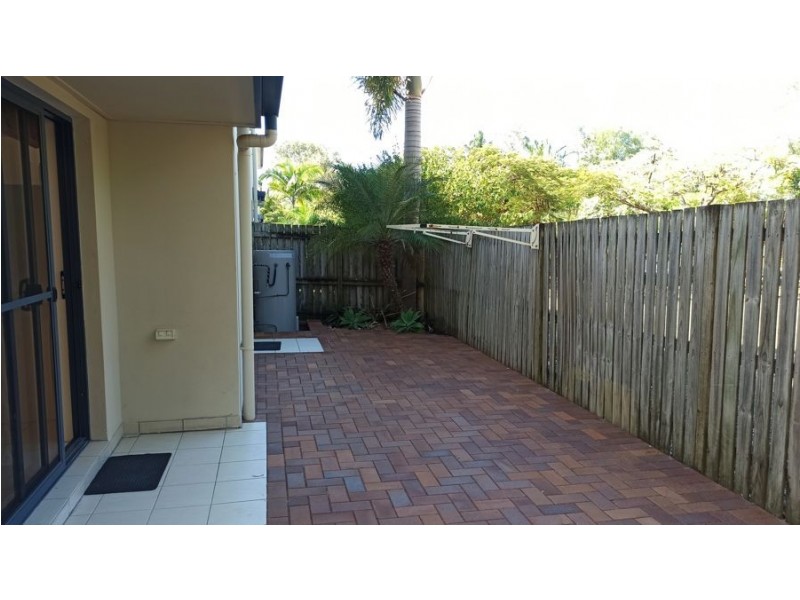 6/243 Torquay Terrace, Torquay QLD 4655