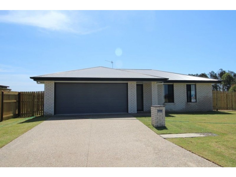 69 Serenity Dve, Eli Waters QLD 4655