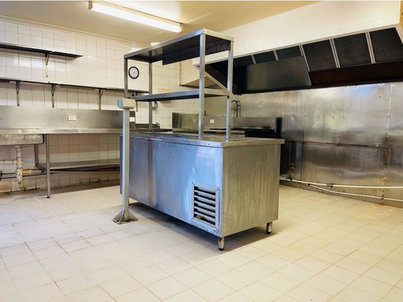 1/383 Esplanade, Torquay QLD 4655