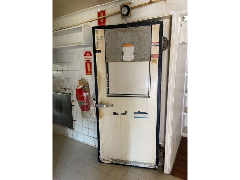 1/383 Esplanade, Torquay QLD 4655