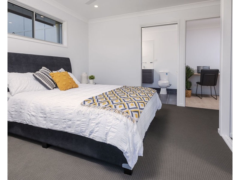 24/1 Links Court, Urraween QLD 4655