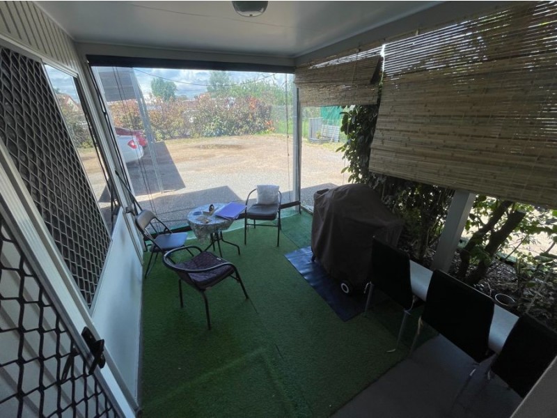 2/427 Esplanade, Torquay QLD 4655