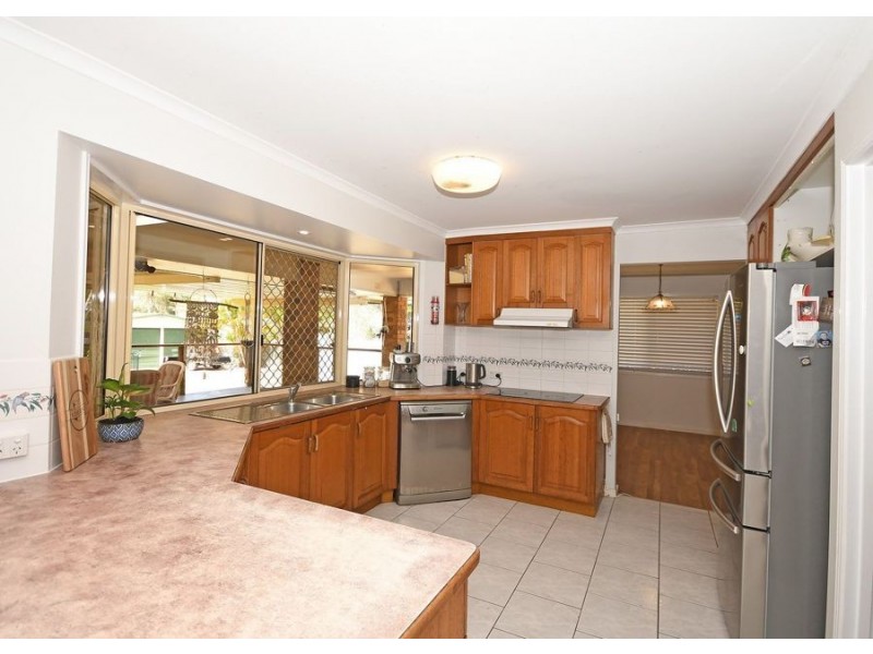 14 Windemere Road, Wondunna QLD 4655