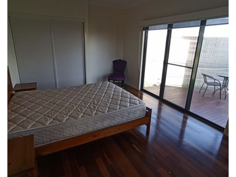 684 Esplanade, Urangan QLD 4655