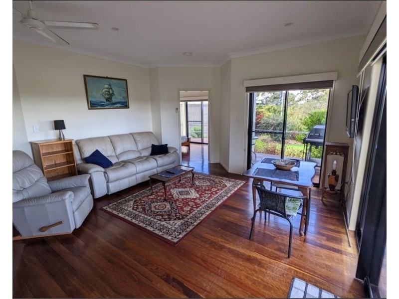684 Esplanade, Urangan QLD 4655