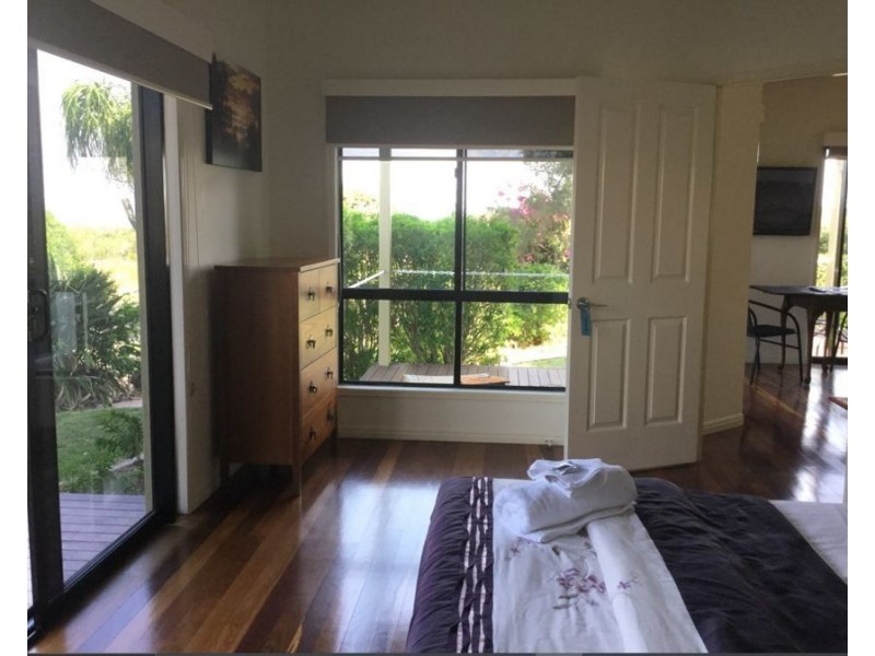 684 Esplanade, Urangan QLD 4655