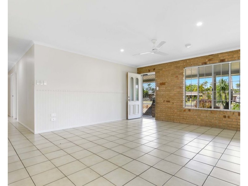 11 Poinciana Crescent, Kawungan QLD 4655