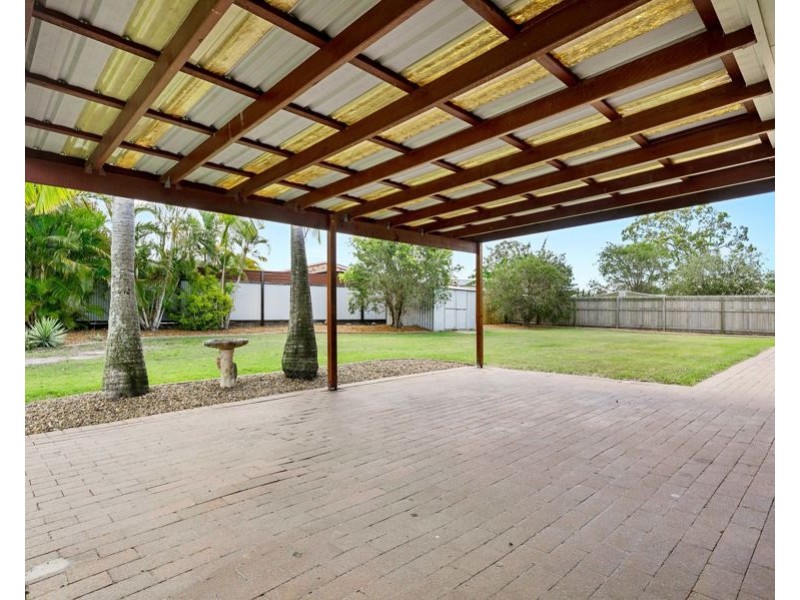 11 Poinciana Crescent, Kawungan QLD 4655