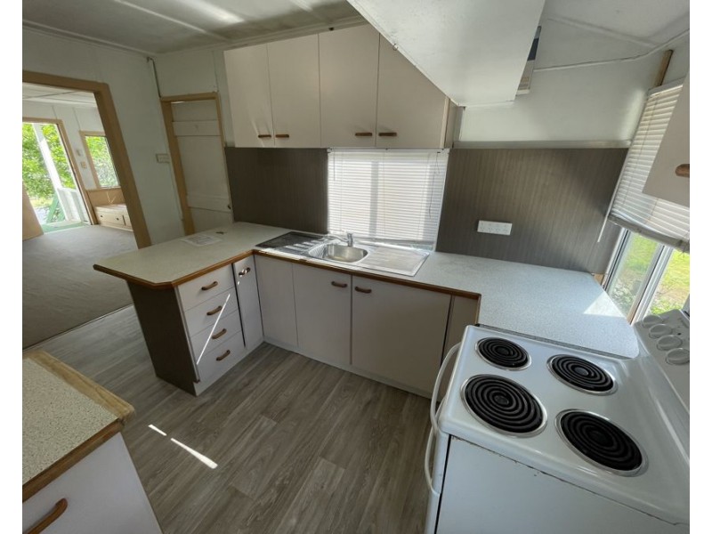 3/6 Freshwater Street, Scarness QLD 4655