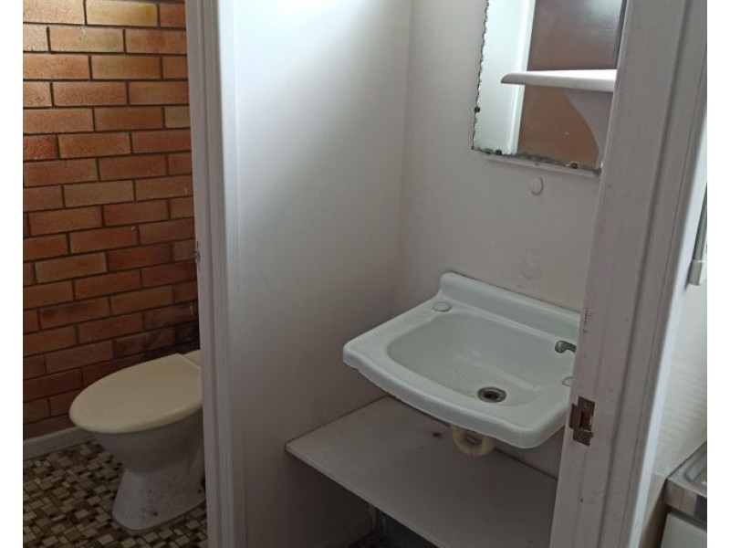 431 B Esplanade, Torquay QLD 4655