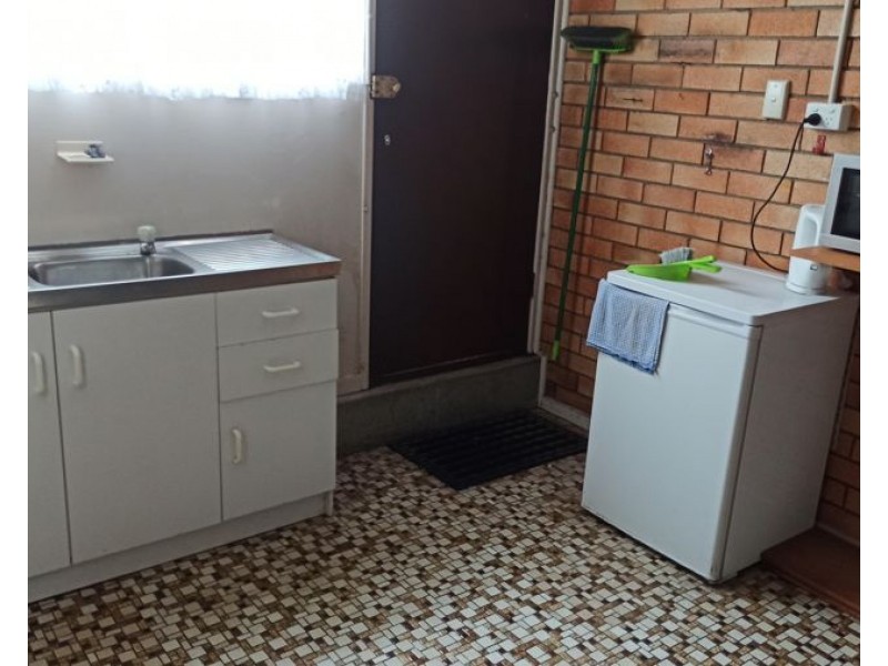 431 B Esplanade, Torquay QLD 4655