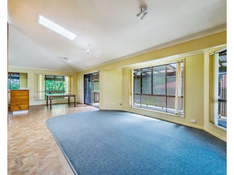 11 Talasea Drive, Kawungan QLD 4655