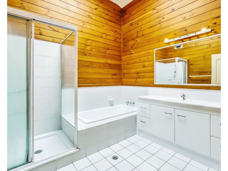 11 Talasea Drive, Kawungan QLD 4655