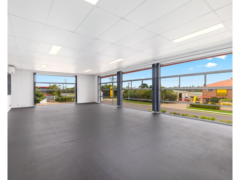 1/4 Victory East Street, Urangan QLD 4655