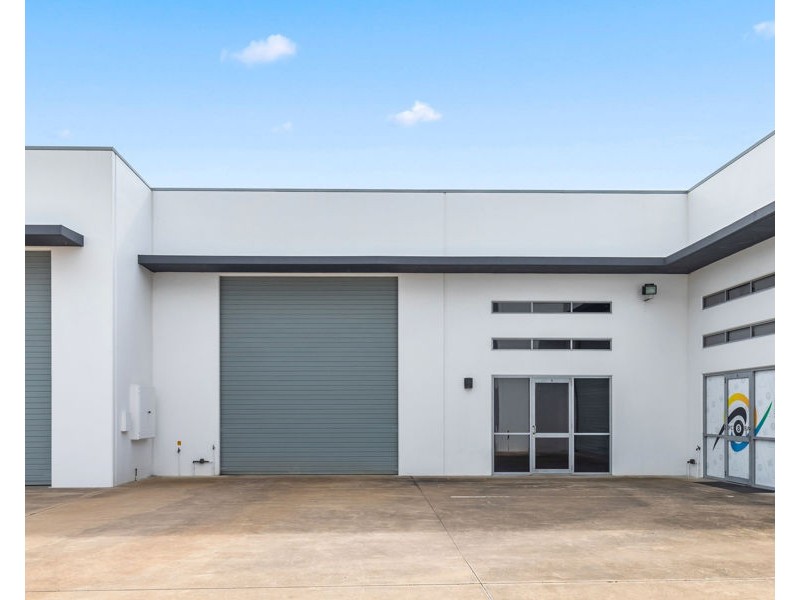 5/4 Victory East St, Urangan QLD 4655