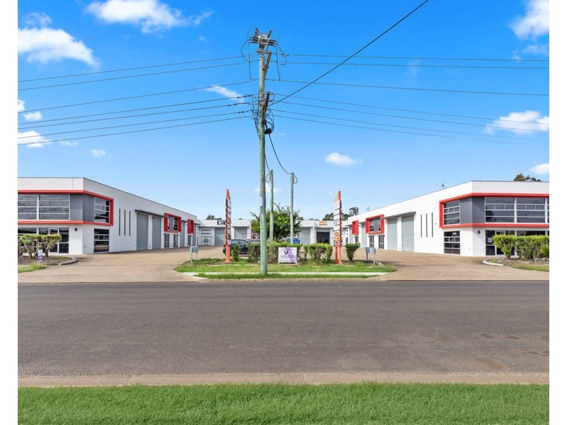 5/4 Victory East St, Urangan QLD 4655