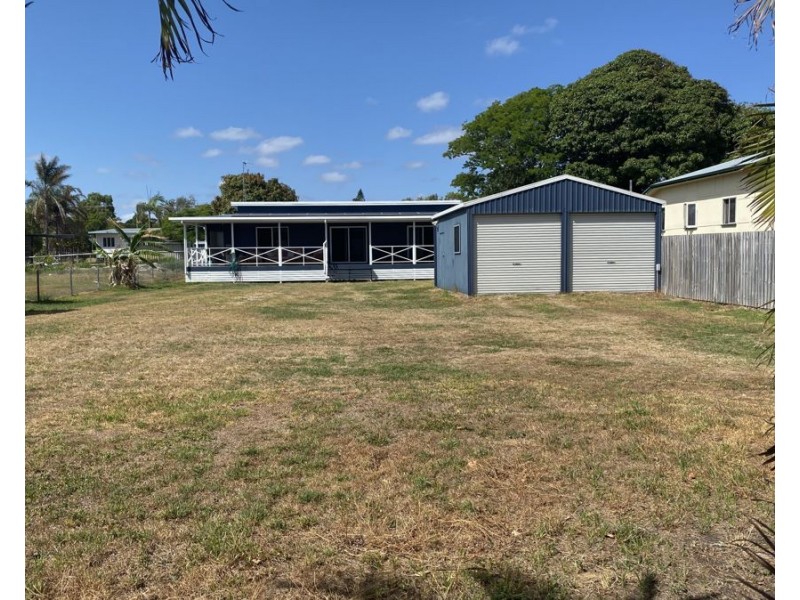 25 Hibiscus Street, Urangan QLD 4655