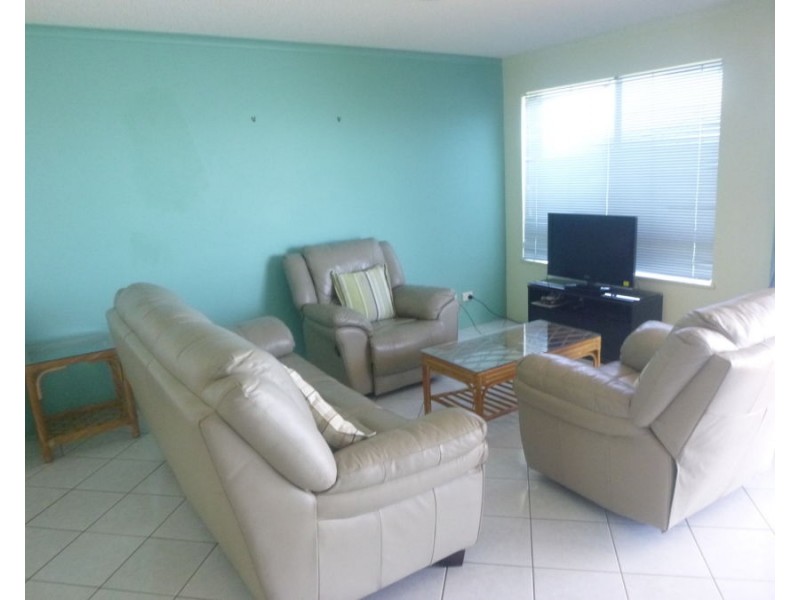 65/17 Buccaneer Drive, Urangan QLD 4655