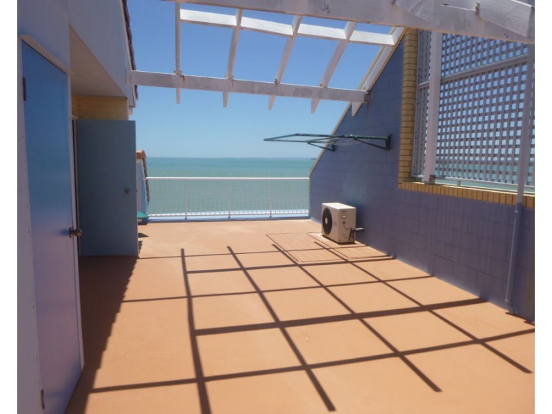 65/17 Buccaneer Drive, Urangan QLD 4655