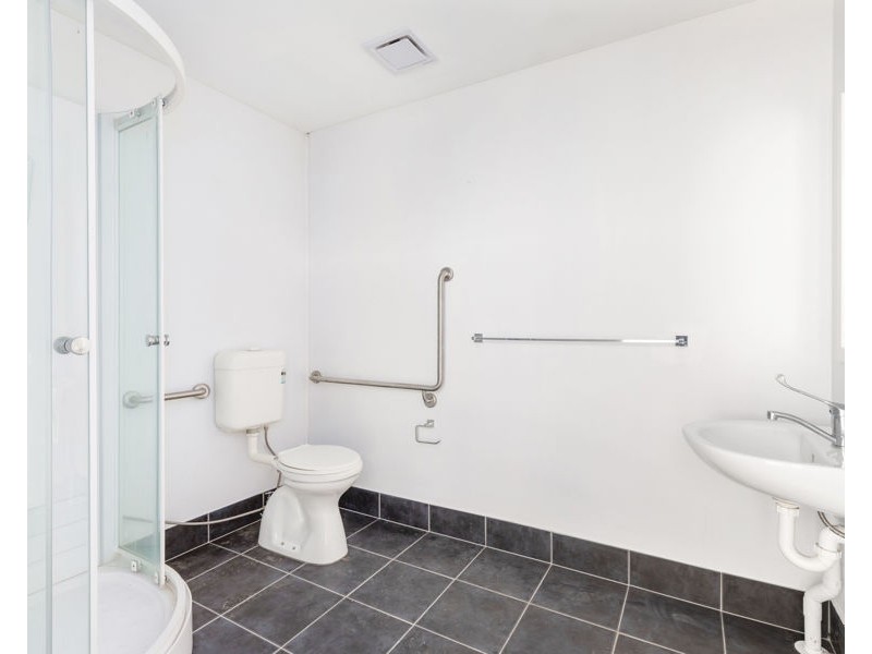 4/6 Victory East Street, Urangan QLD 4655