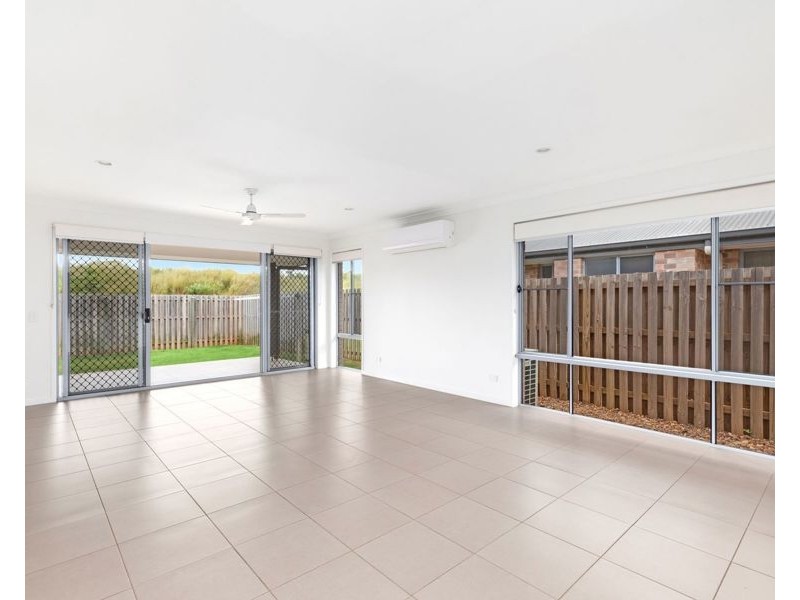 12 Venus Street, Urraween QLD 4655