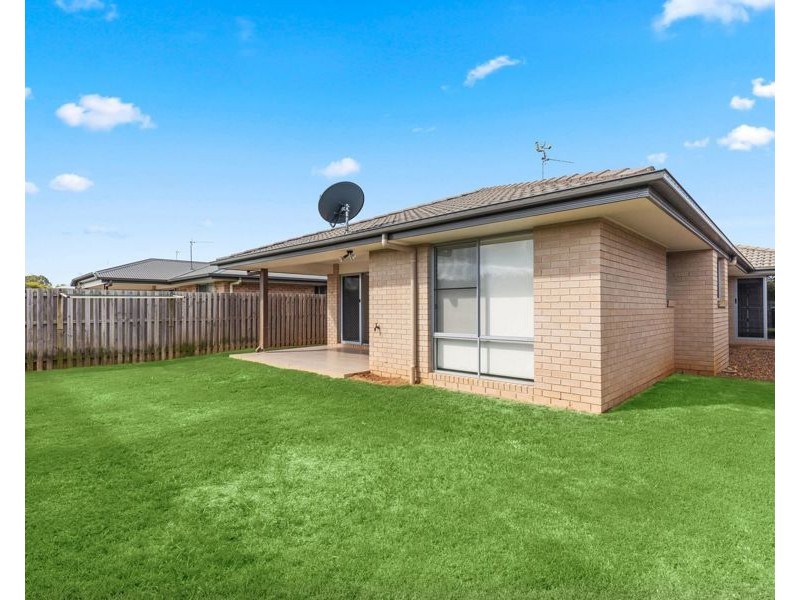 12 Venus Street, Urraween QLD 4655