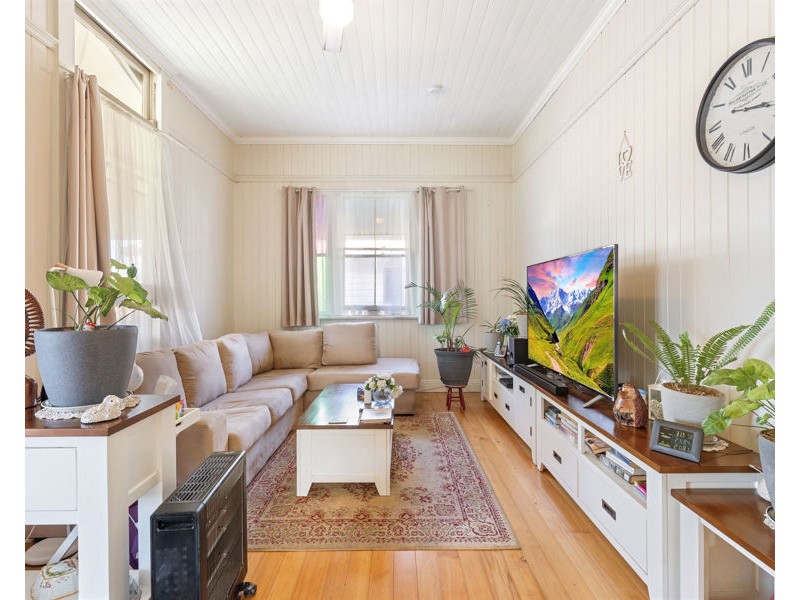 29 Moreton Street, Toogoom QLD 4655