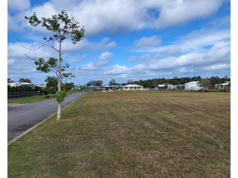 12 Whimbrel Place, Boonooroo QLD 4650